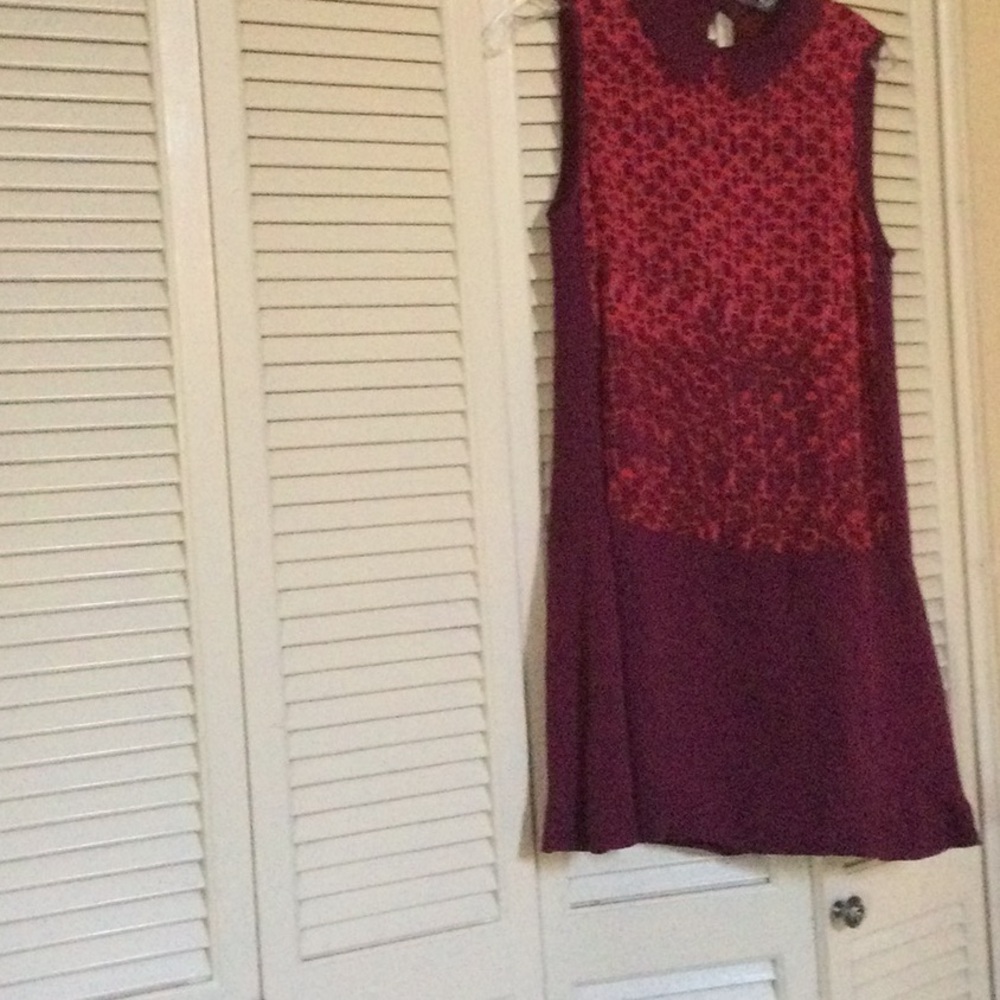 Chic Sleeveless Dress in Purple and Red